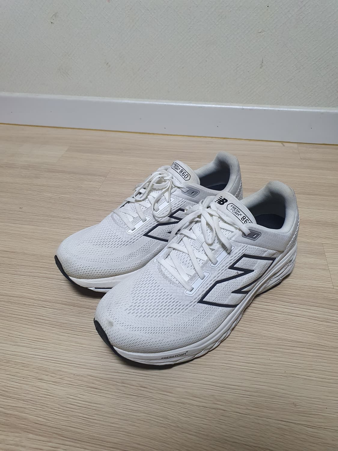 뉴발란스 860 프레쉬폼 운동화 300 상품이미지4