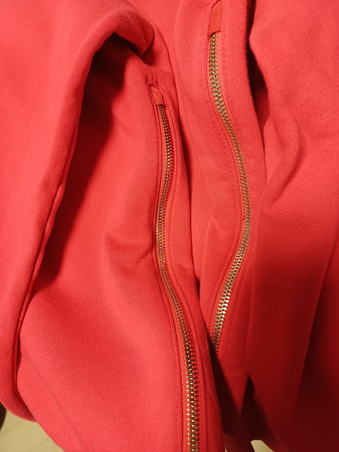 JUUN.J 준지 18FW 오버핏 레드 맨투맨 / 사이드지퍼 상품이미지9