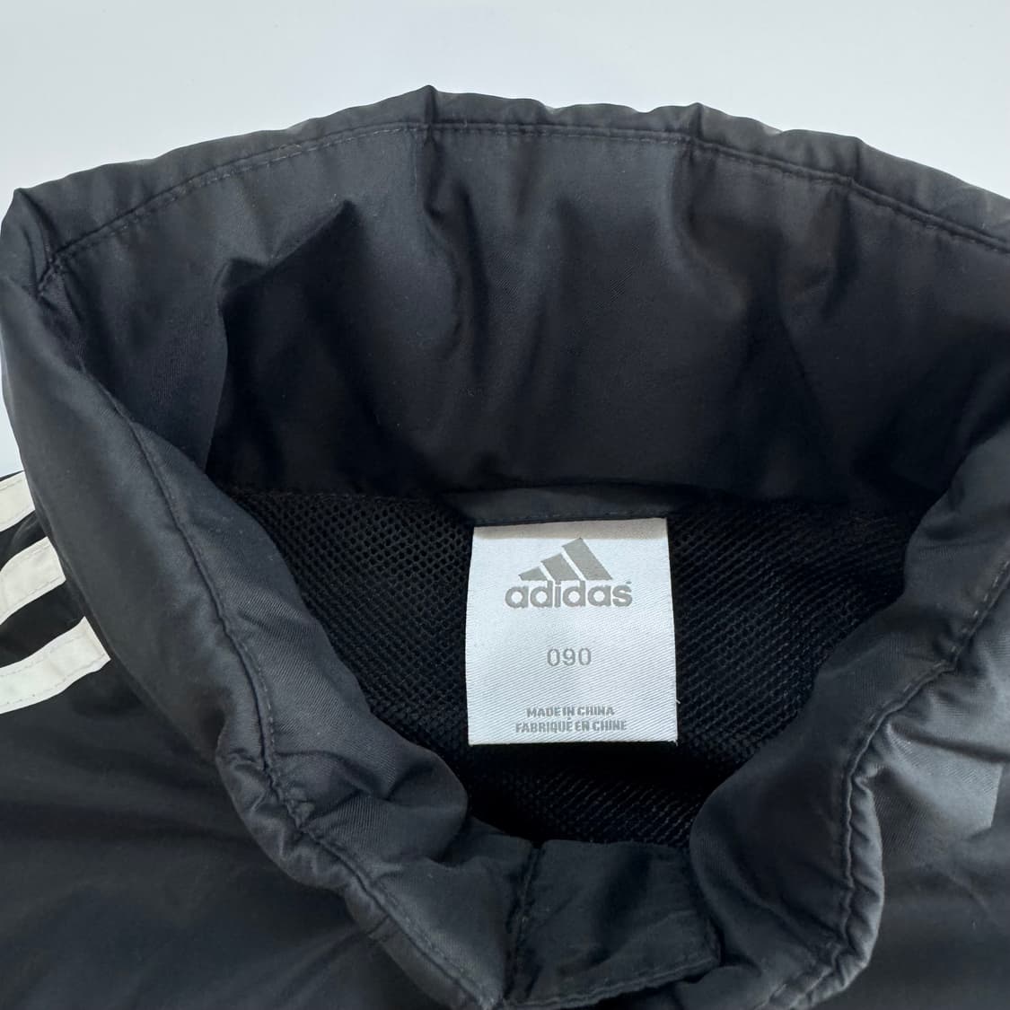 Adidas 아디다스 삼각로고 트랙탑 라인 블랙 바람막이 상품이미지5