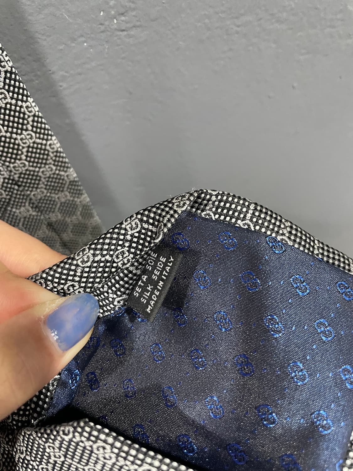 구찌 패턴 넥타이 상품이미지4