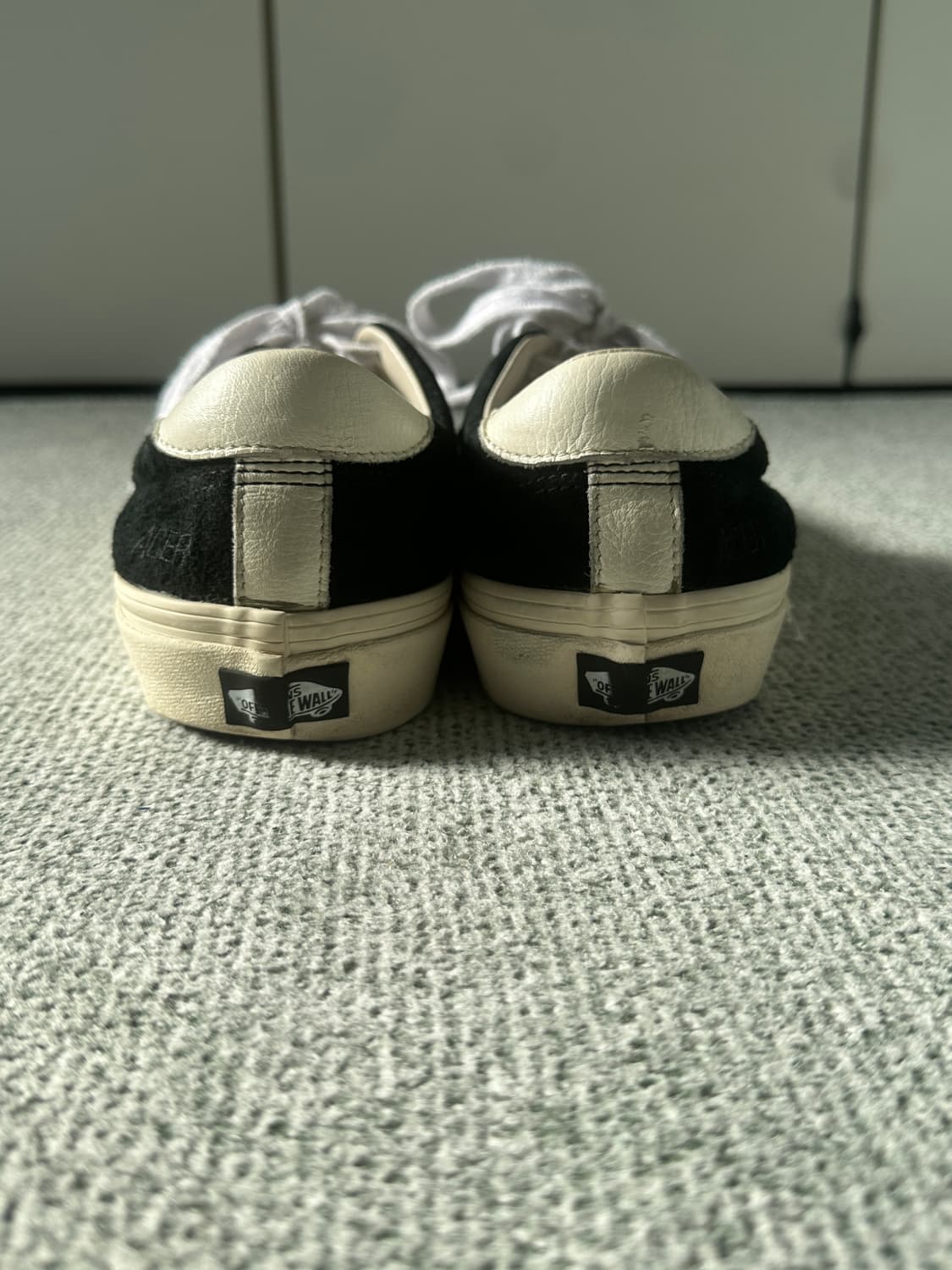 반스 스테이플 에이서 스웨이드 스니커즈 280 상품이미지3