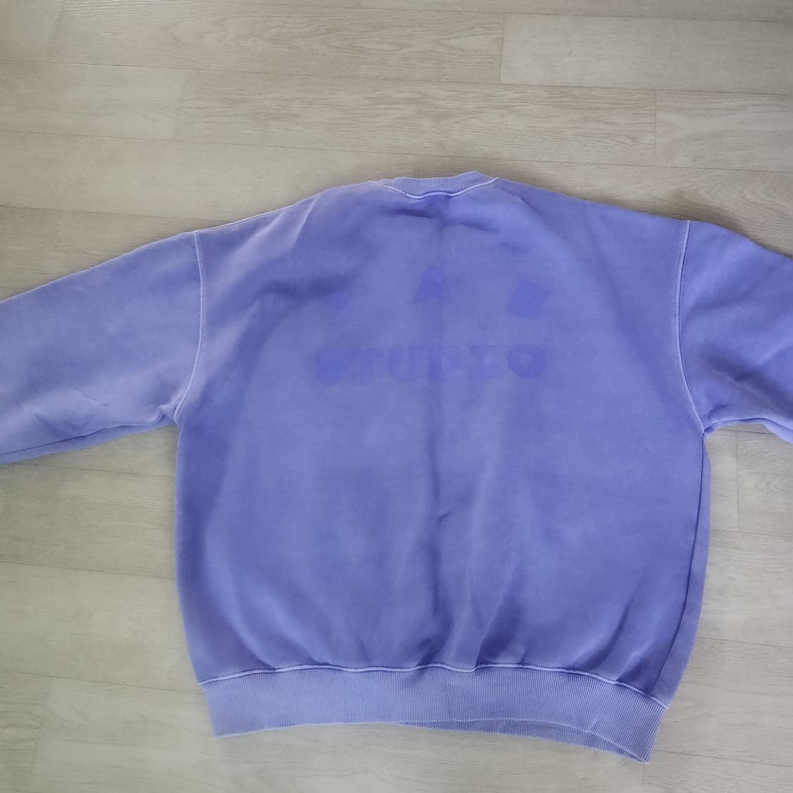 아이앱 스튜디오 피그먼트 맨투맨 L사이즈 상품이미지4