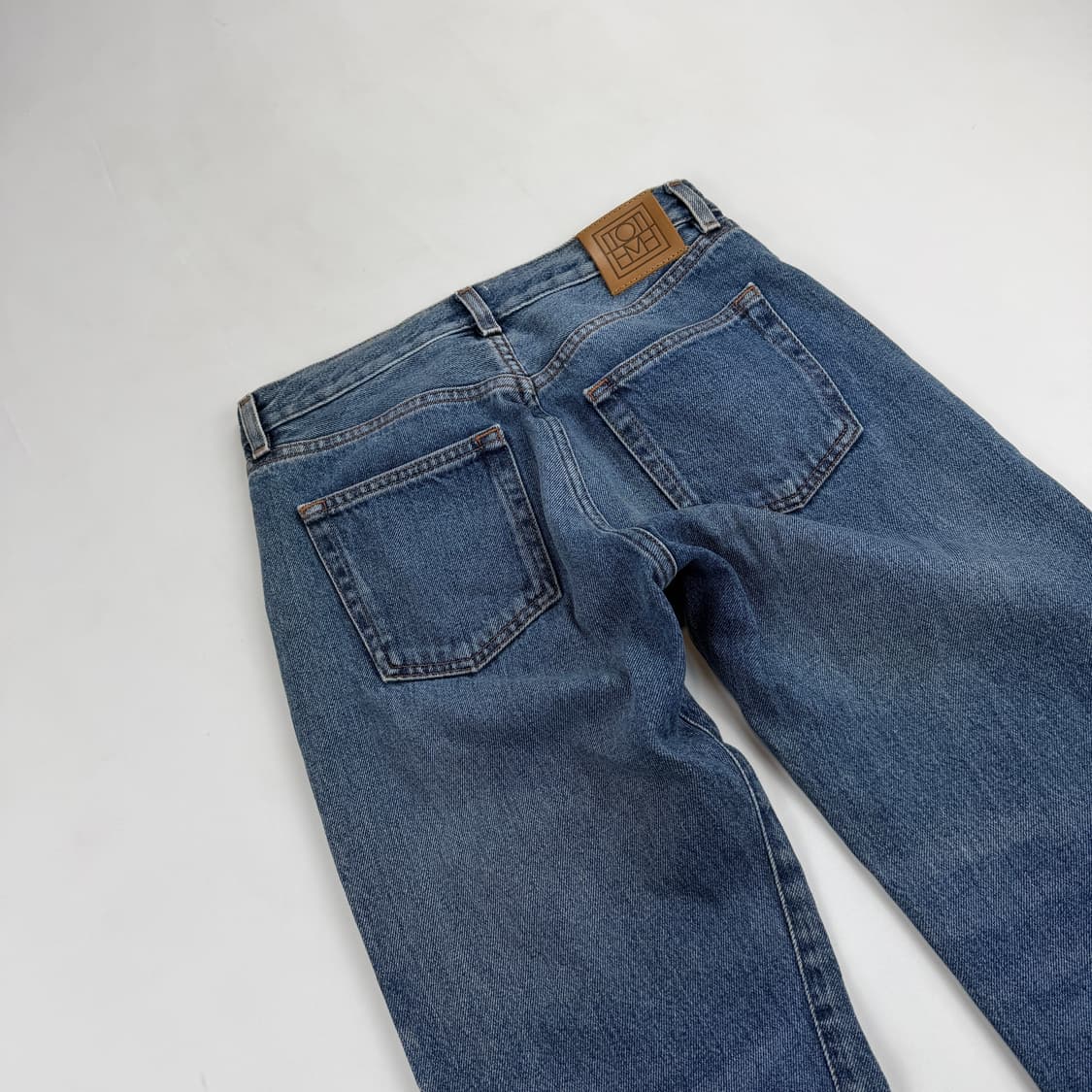 토템 (Toteme) 트위스트심 데님팬츠 24/32 상품이미지7