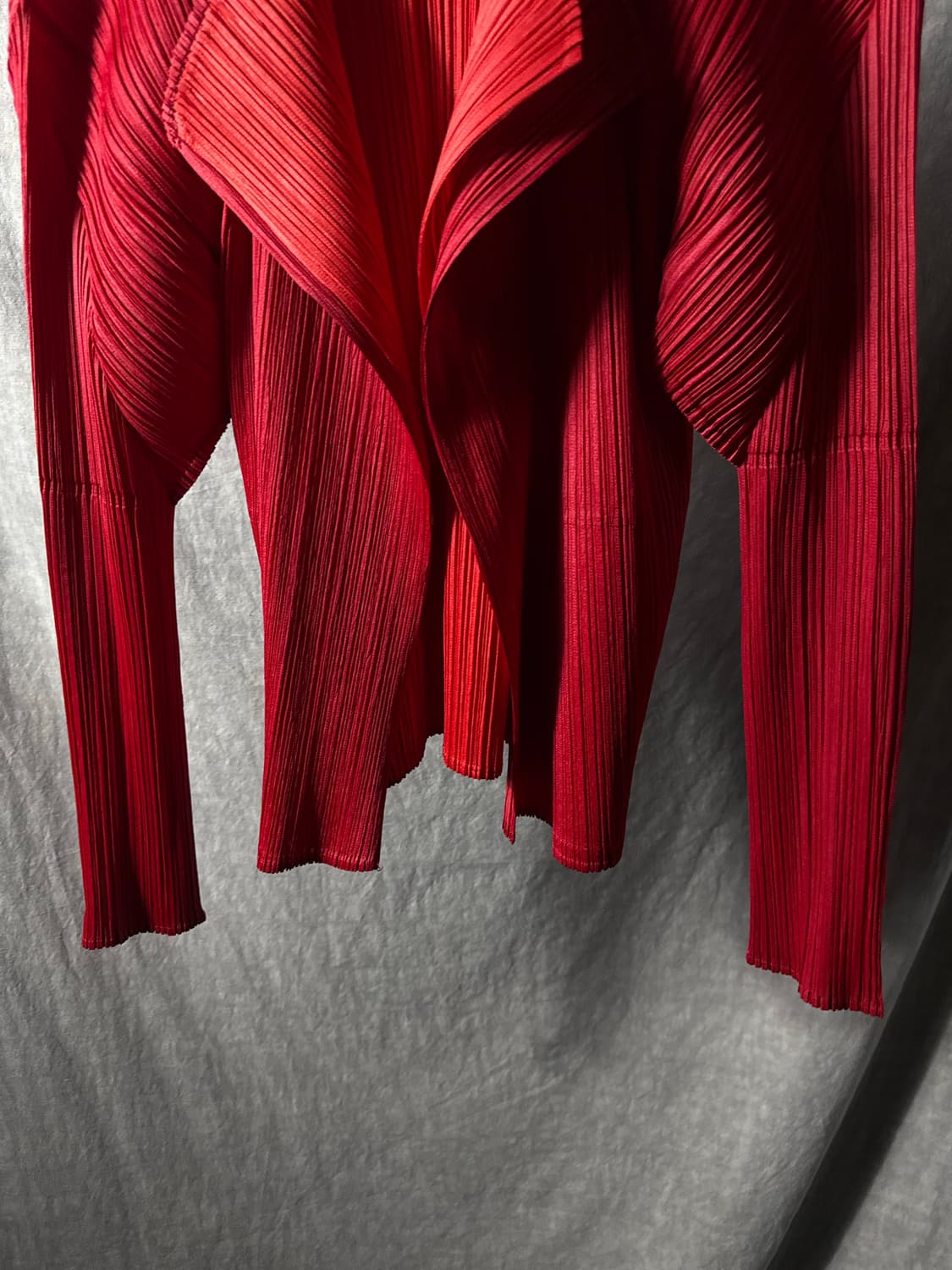 PLEATS PLEASE ISSEY MIYAKE Red Jacket  상품이미지3