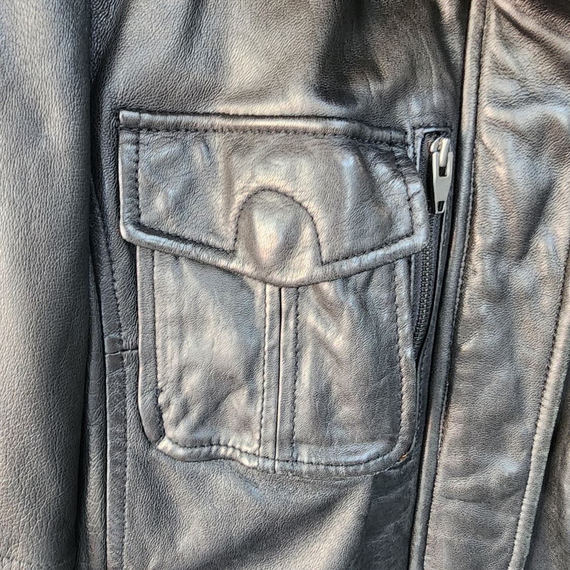 비욘드클로젯 블랙 가죽 자켓 상품이미지3