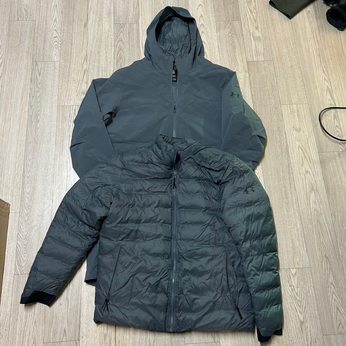 언더아머 2겹 덕다운 경량패딩 110 상품이미지1