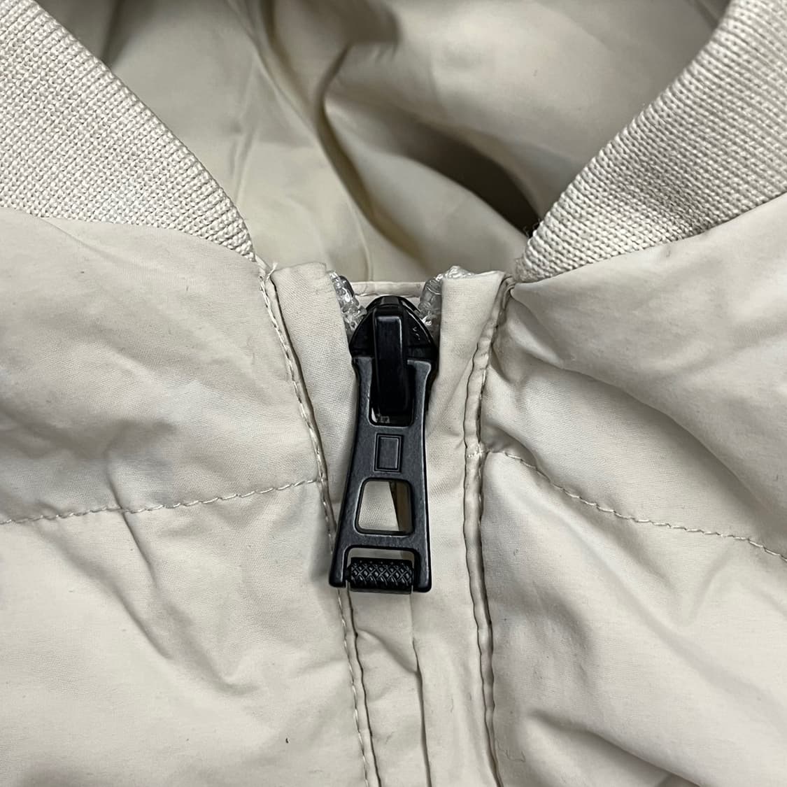 [정품/XL] 내셔널지오그래픽 아이보리 패딩 자켓 b8 상품이미지7