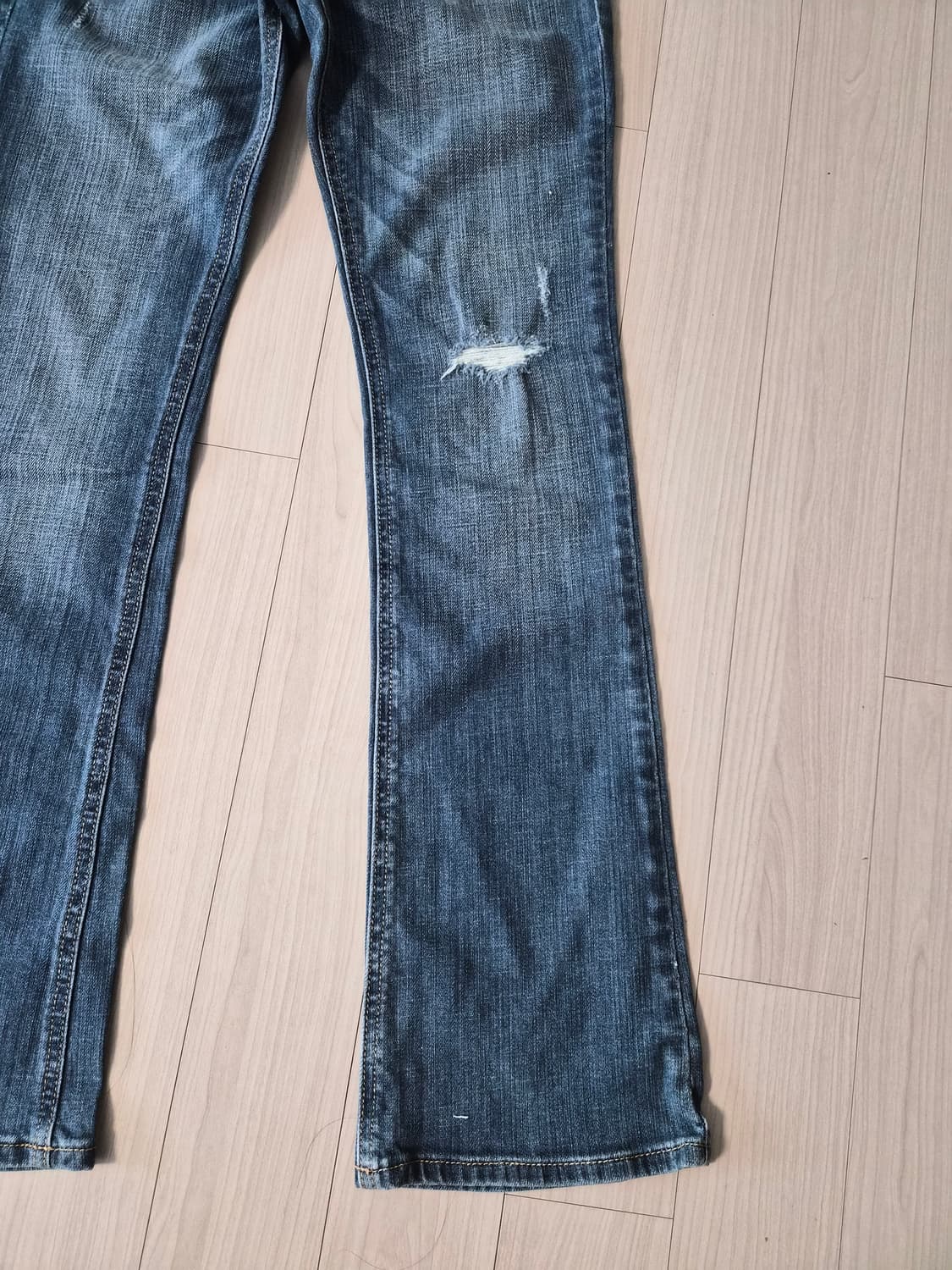 [홀리스터] 여성 빈티지 부츠컷 청바지 (W27 L31) 상품이미지3