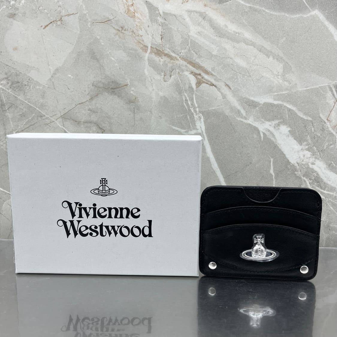 비비안 웨스트우드 하프문 카드 홀더 블랙 상품이미지4