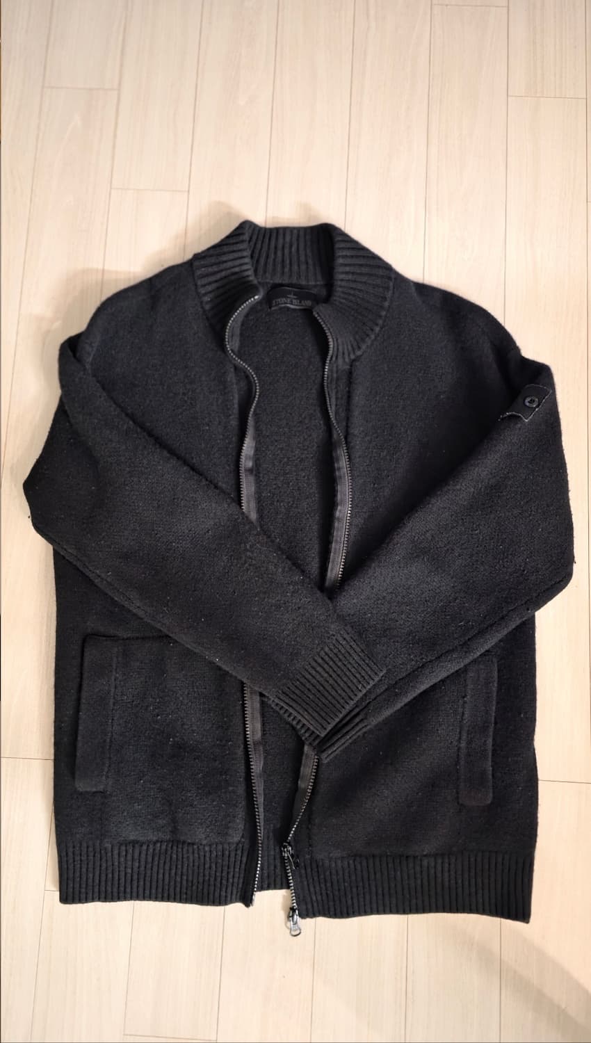 스톤아일랜드 고스트피스 니트집업 판매 상품이미지2