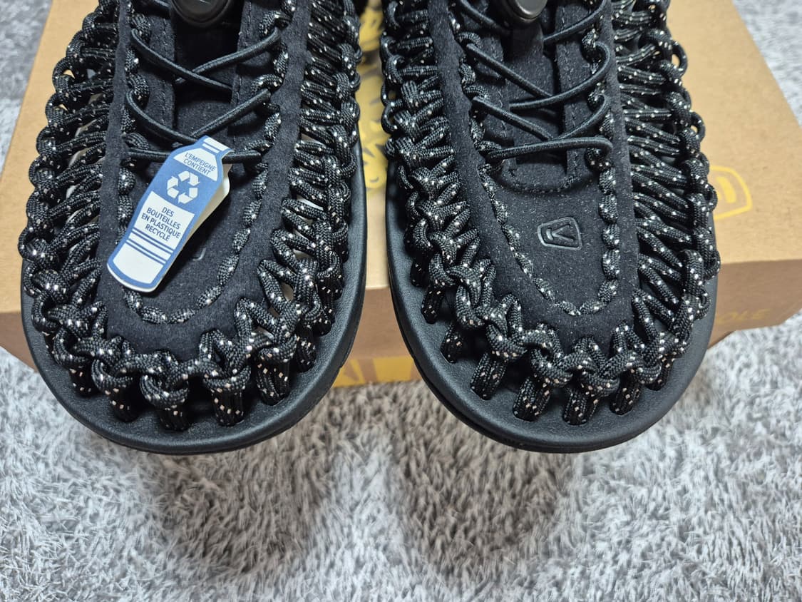 [새상품]KEEN 킨 유니크 샌들 270 상품이미지5