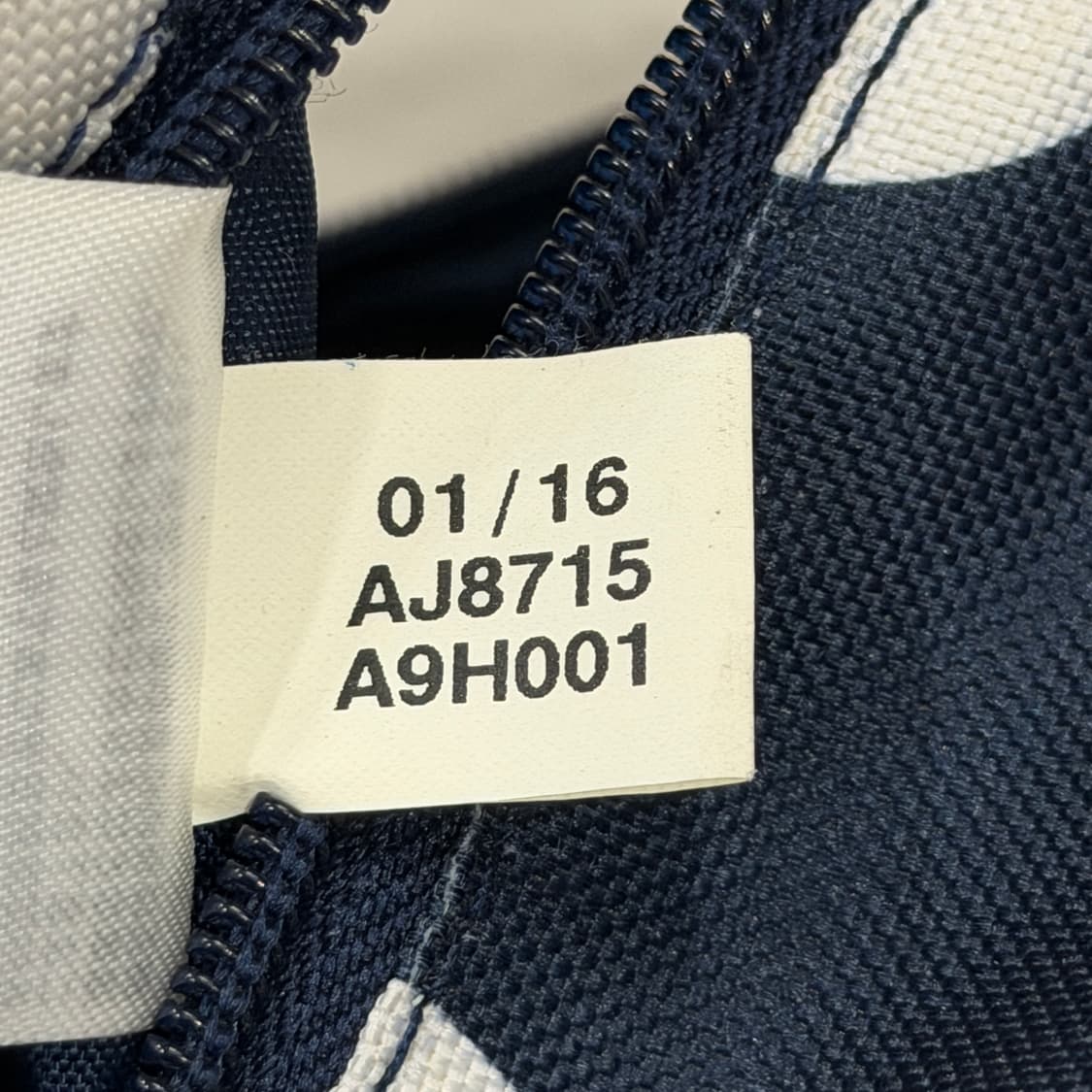 아디다스 빈티지 도트 땡땡이 미니백팩 가방 네이비 상품이미지5