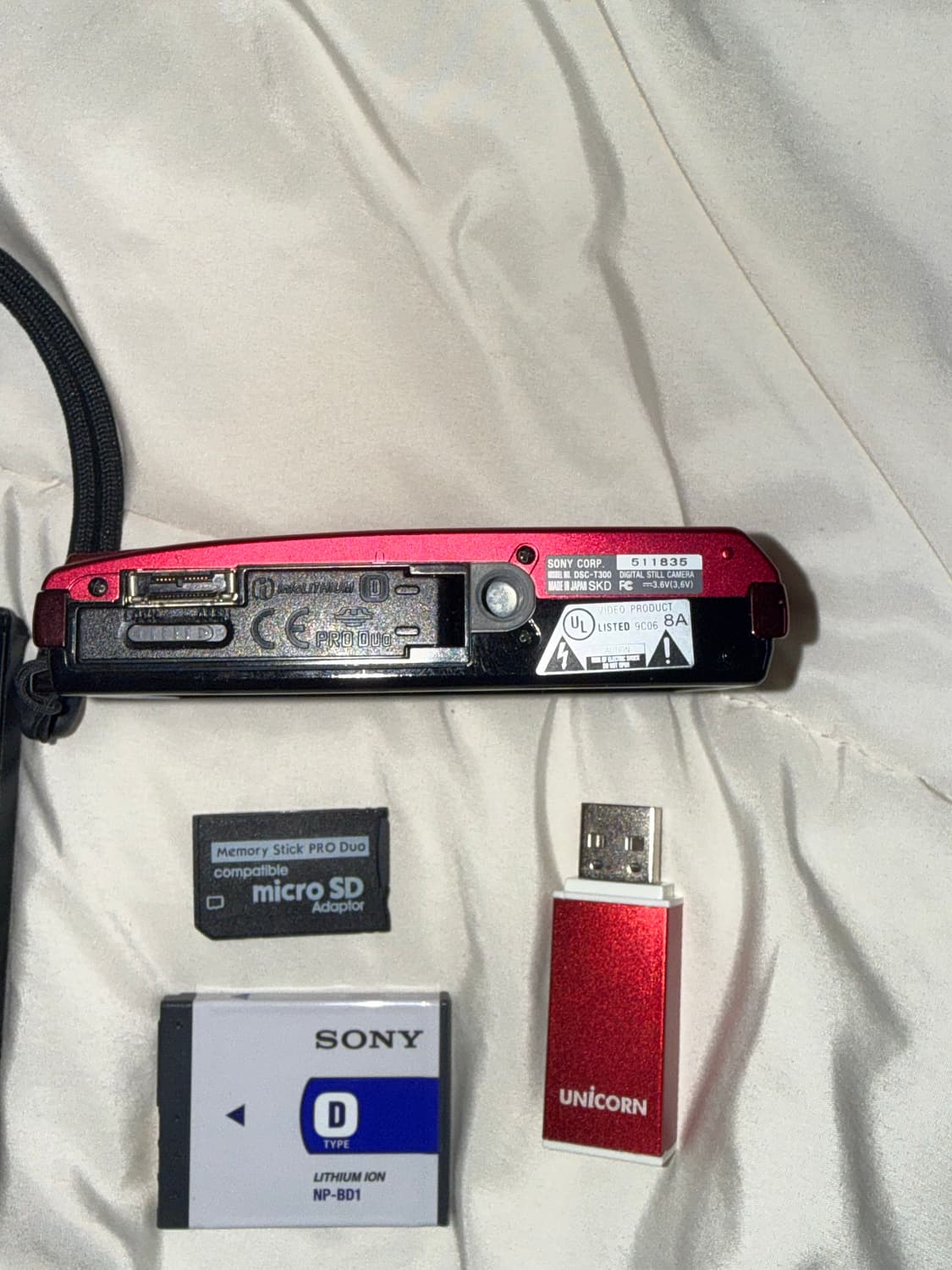 희귀💕> 소니사이버샷 DSC-T300 메탈릭 레드 상품이미지3