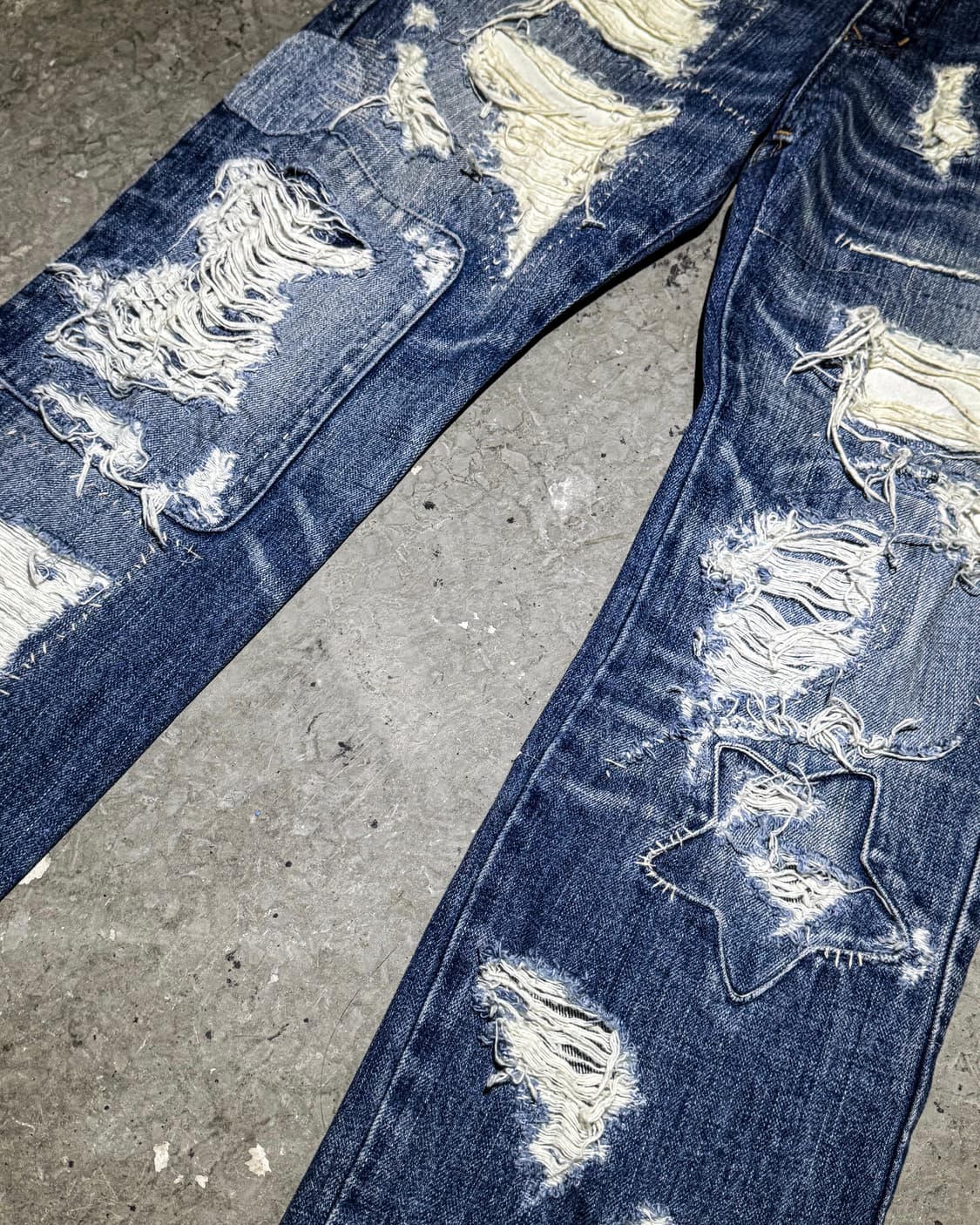 Destroyed Detail denim pants 상품이미지5