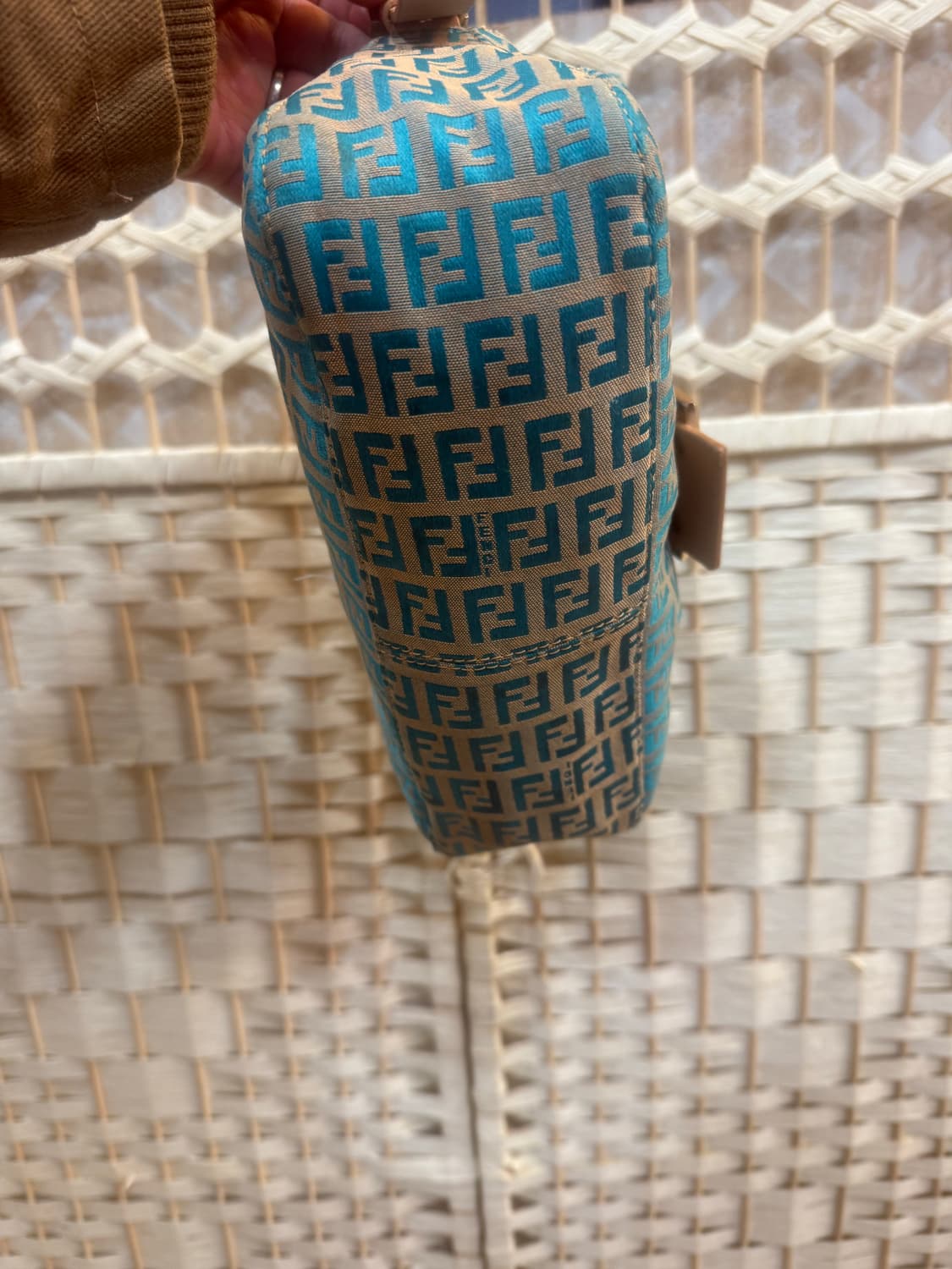 정품 펜디 주카 맘마백 팝니다 상품이미지5