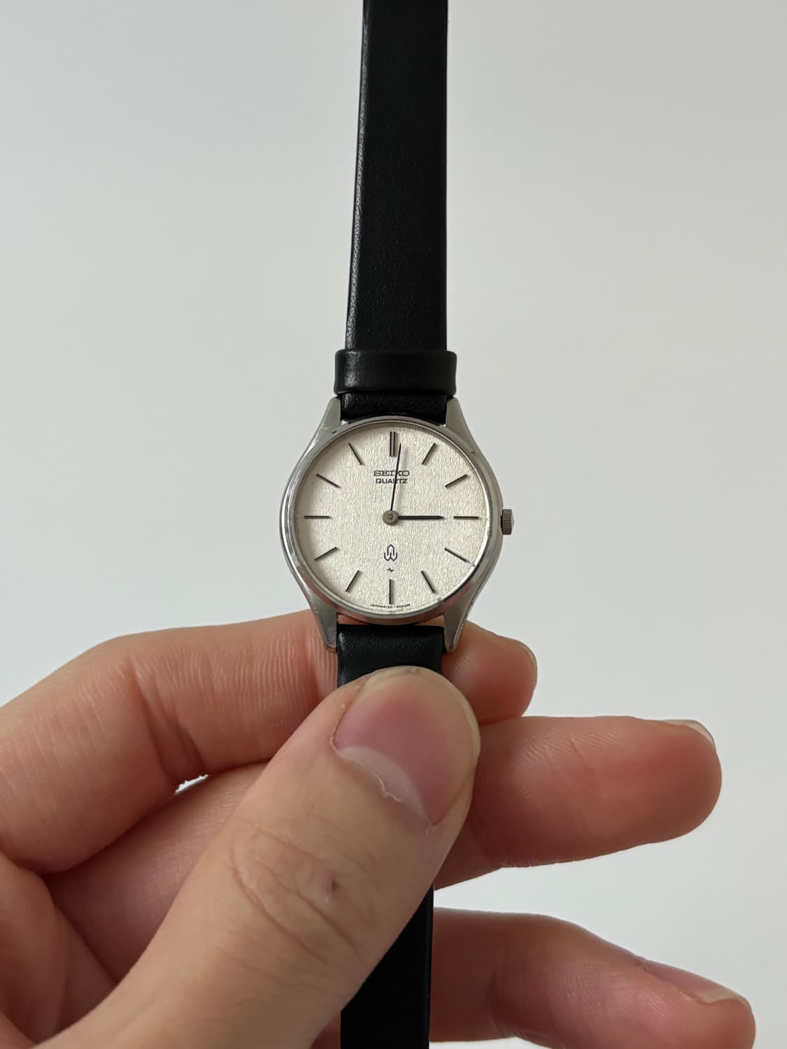 1970s Texture Dial Silver Ladies Quartz 상품이미지1