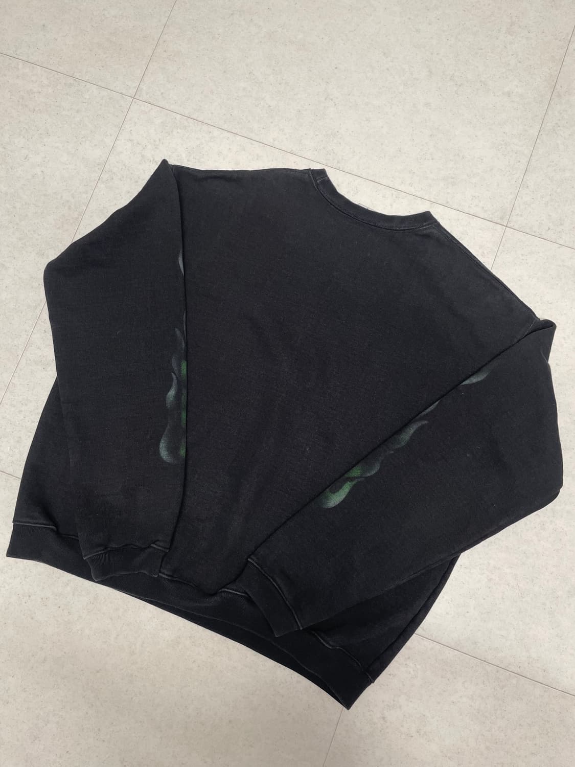 [M] 블랙아웃 그린 플레임 스웻셔츠 상품이미지3