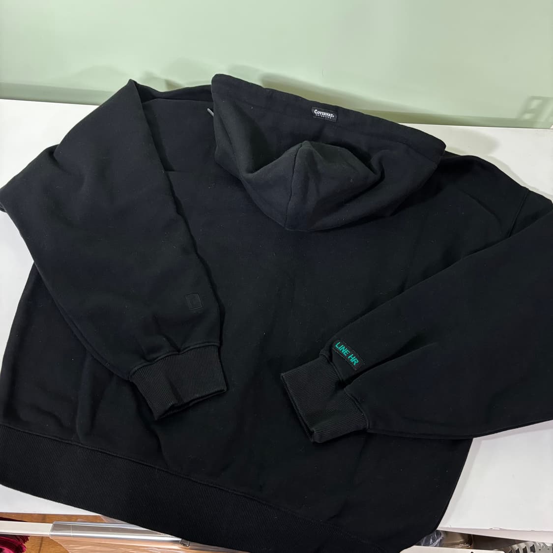 L 105 커버낫 블랙 스몰로고 후드집업 상품이미지3