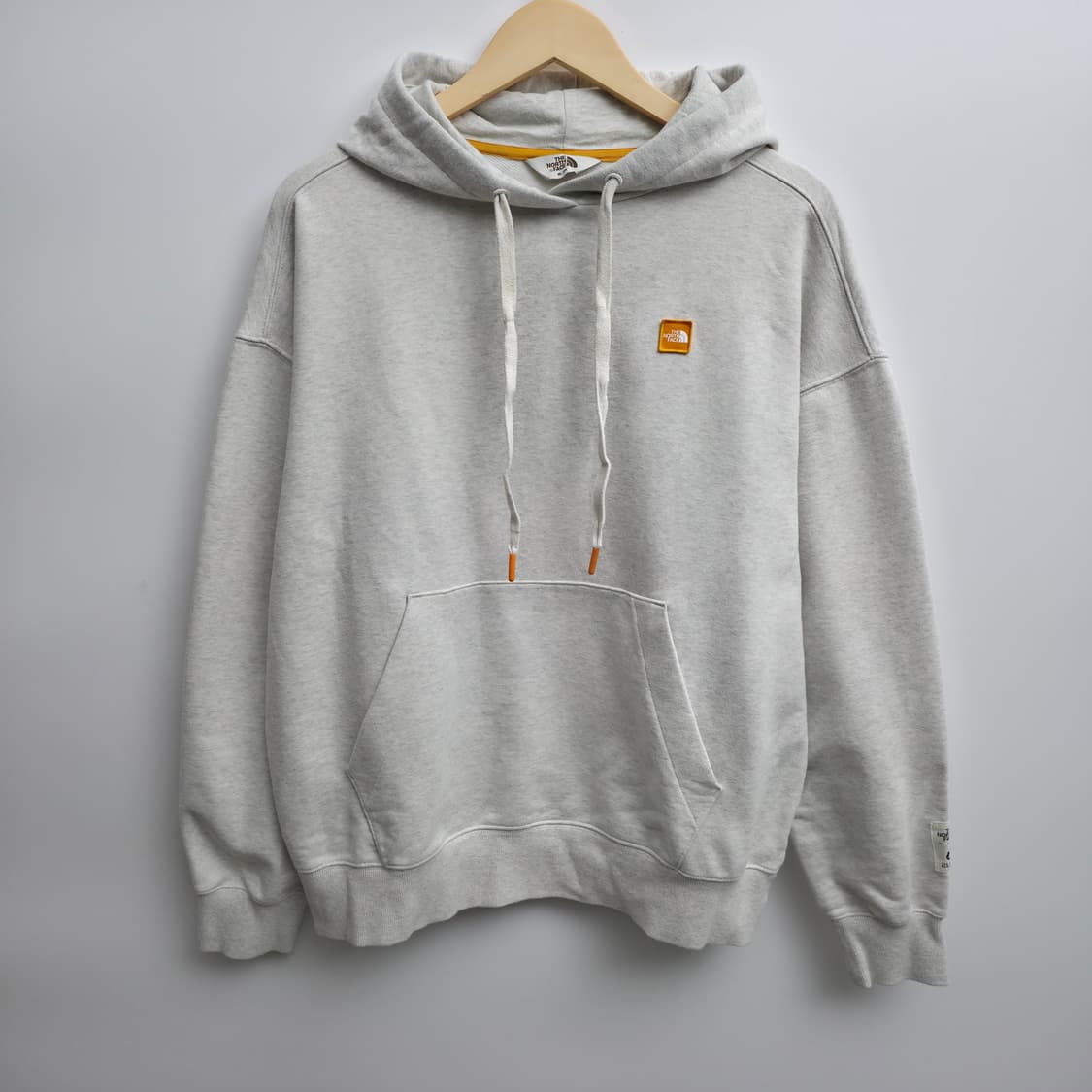 [M] 노스페이스 그레이 후드티 상품이미지1