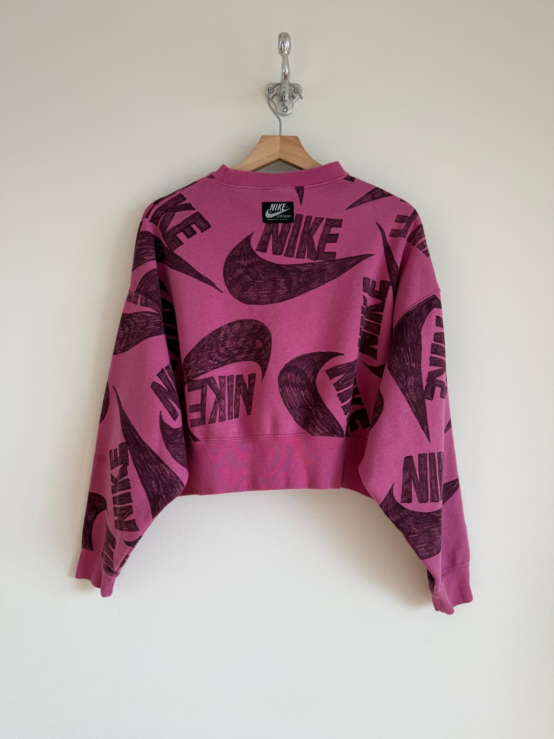 나이키(NIKE) 드로잉 스우시 맨투맨 상품이미지5