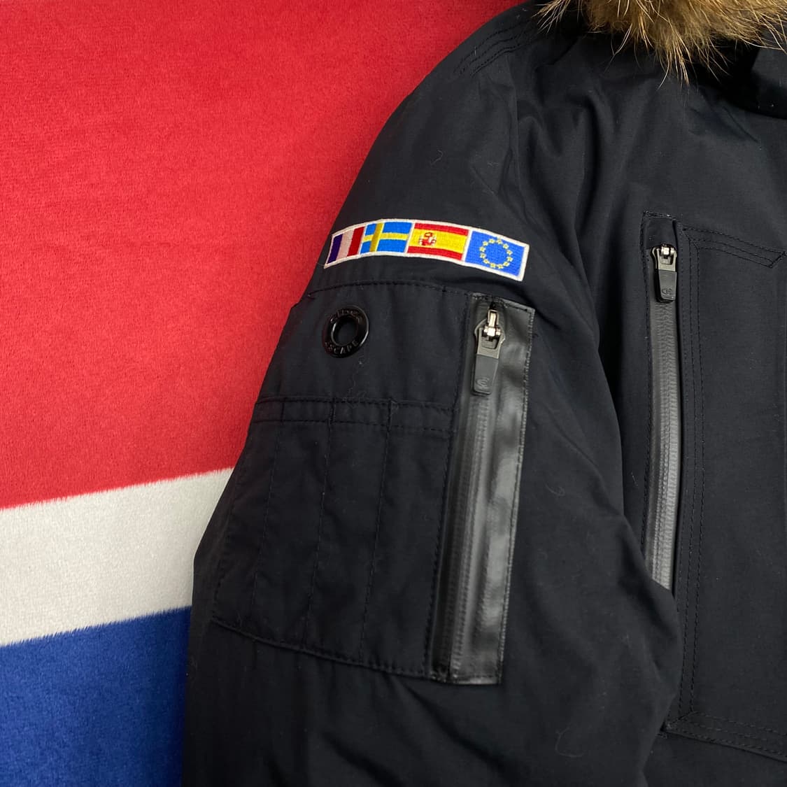 아이더 덕다운 패딩 S 상품이미지4