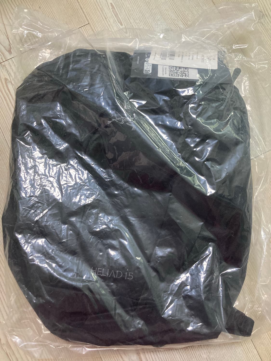 아크테릭스 헬리아드15 블랙 새상품 상품이미지2