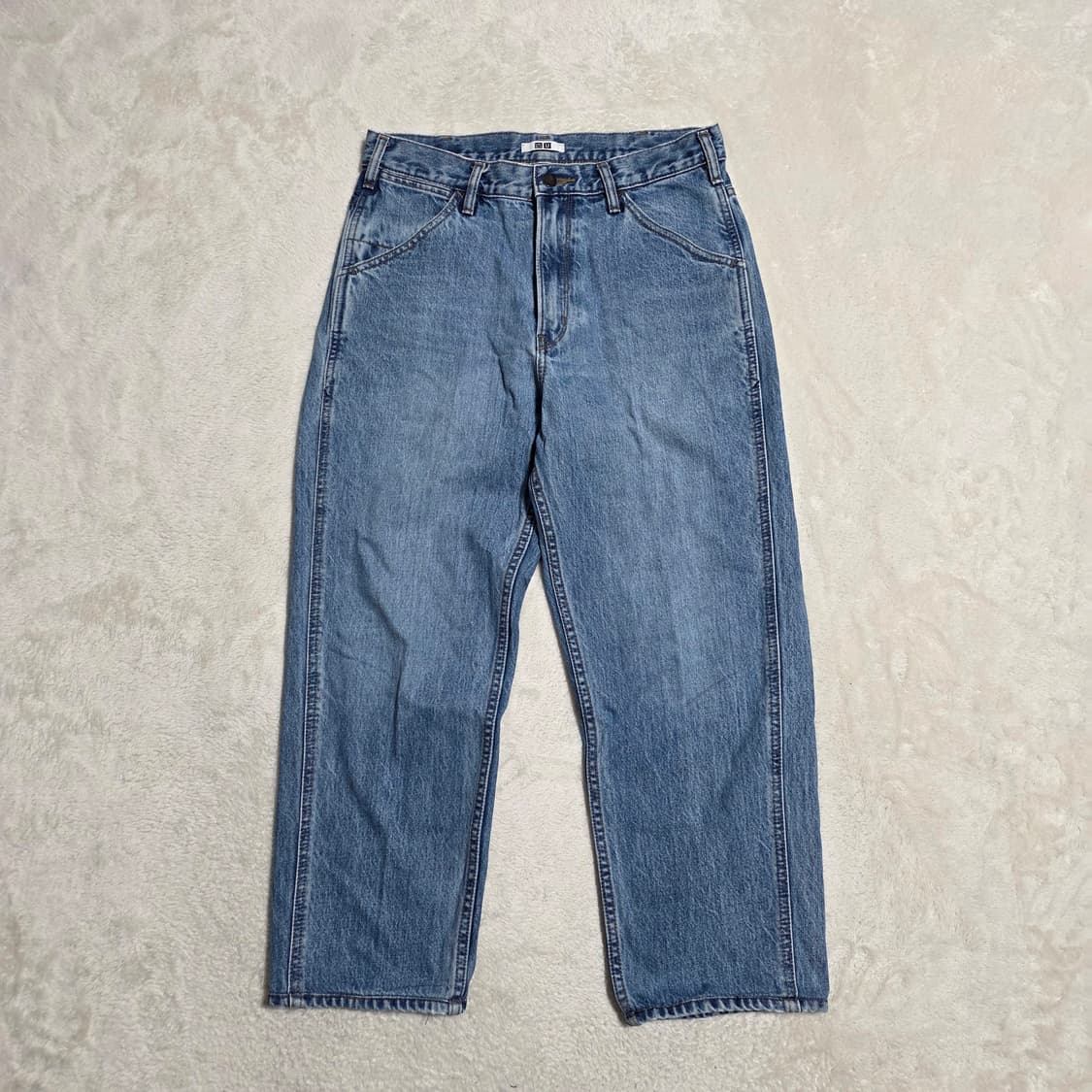 (30)여성 유니클로 U 테이퍼드 데님 팬츠  상품이미지1