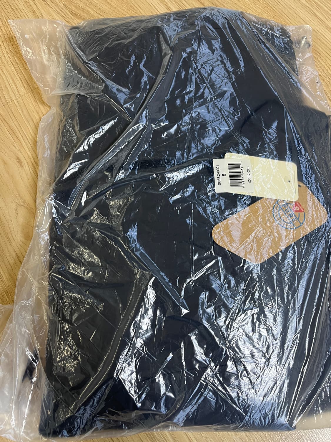 [S] 리바이스 브릭스 브리그 숏 푸퍼 봄버 패딩 점퍼 블랙 상품이미지4