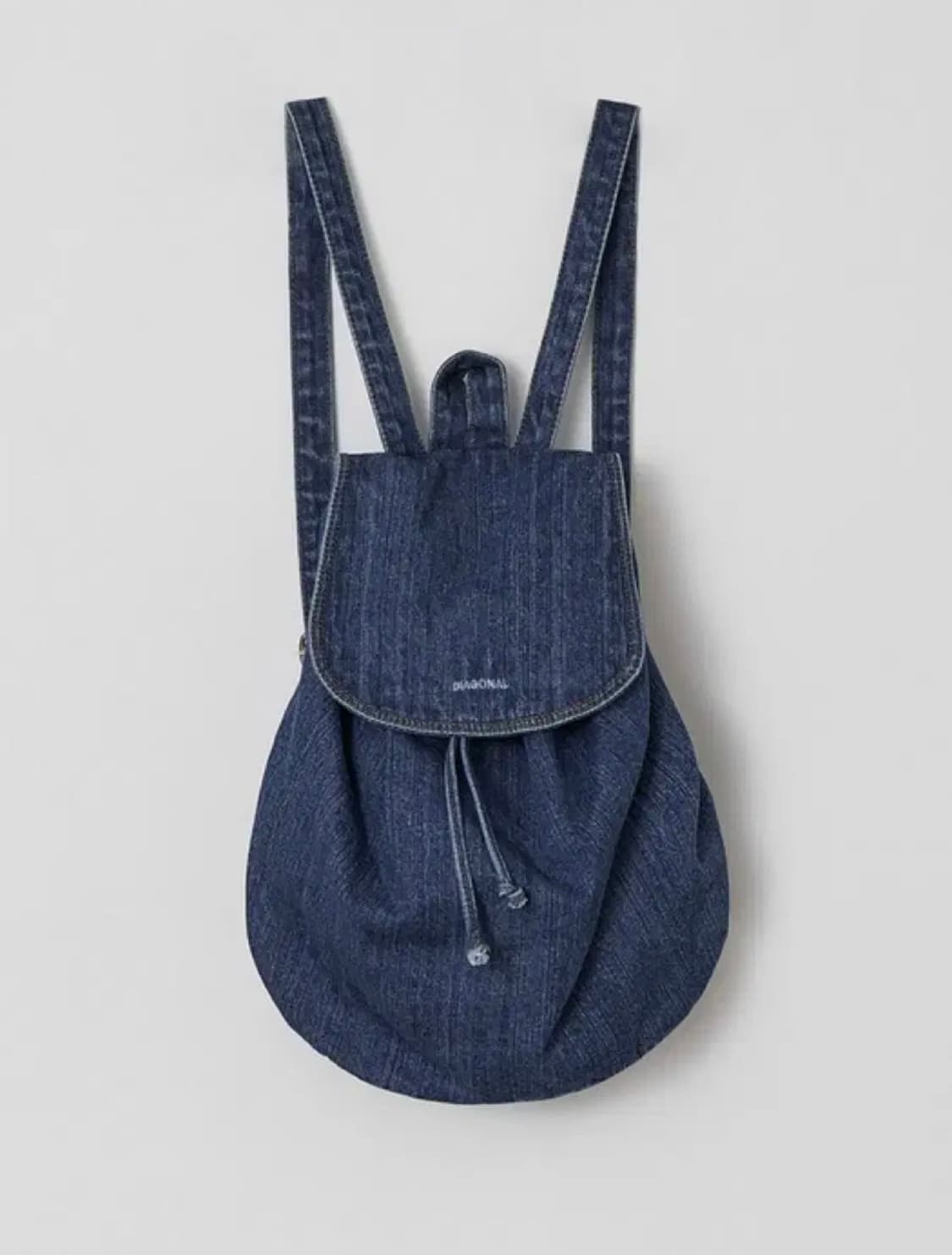 새상품) 다이애그널 데님 백팩 츄비백 DENIM CHUBBY BAG  상품이미지1