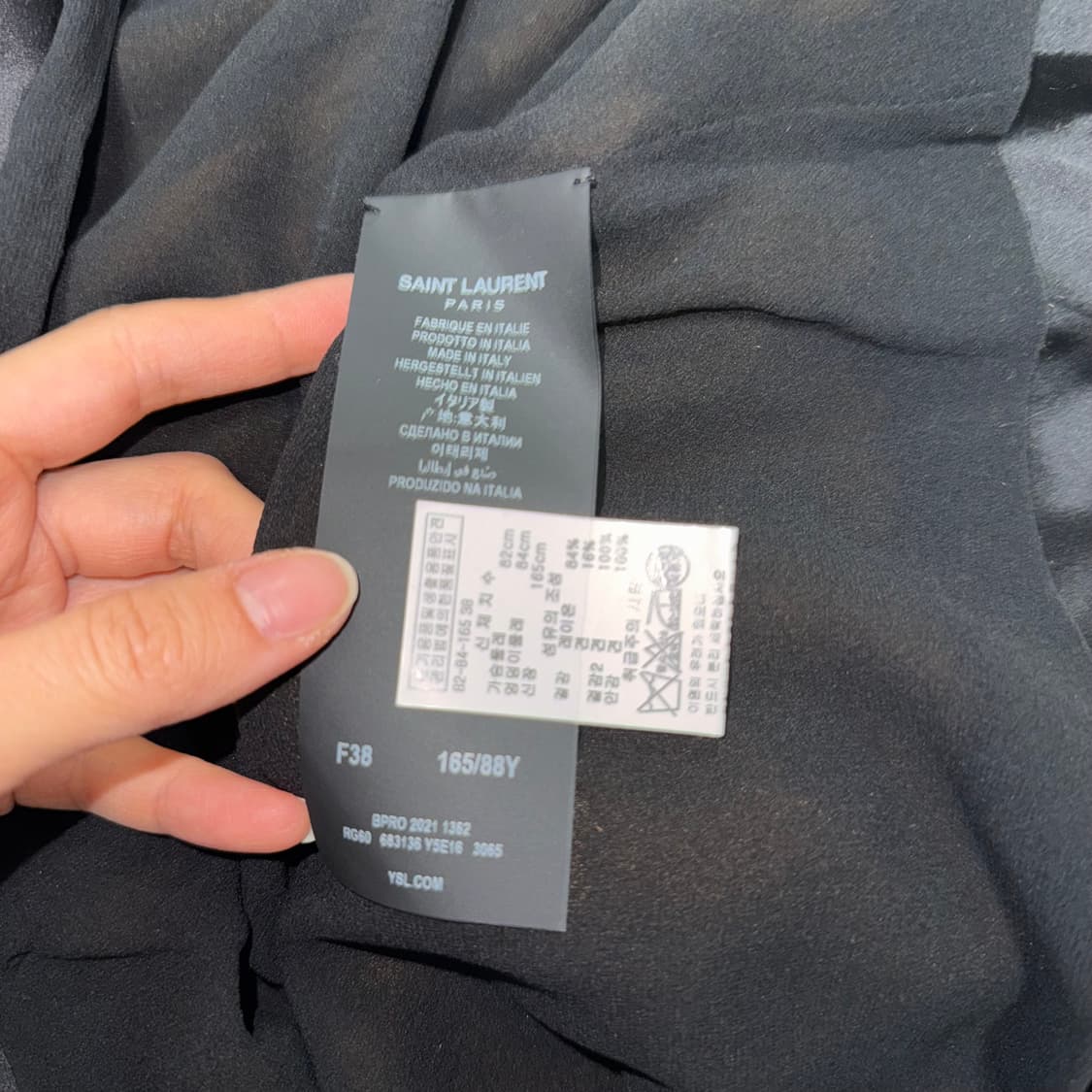 생로랑 올오버 하트 프린트 벨벳 드레스 상품이미지8