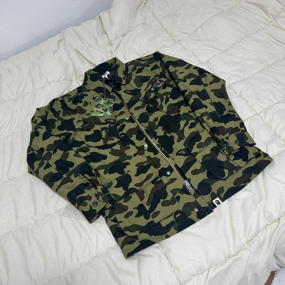 BAPE 베이프 카모 자켓 160 사이즈 (여성 44-55) 상품이미지3