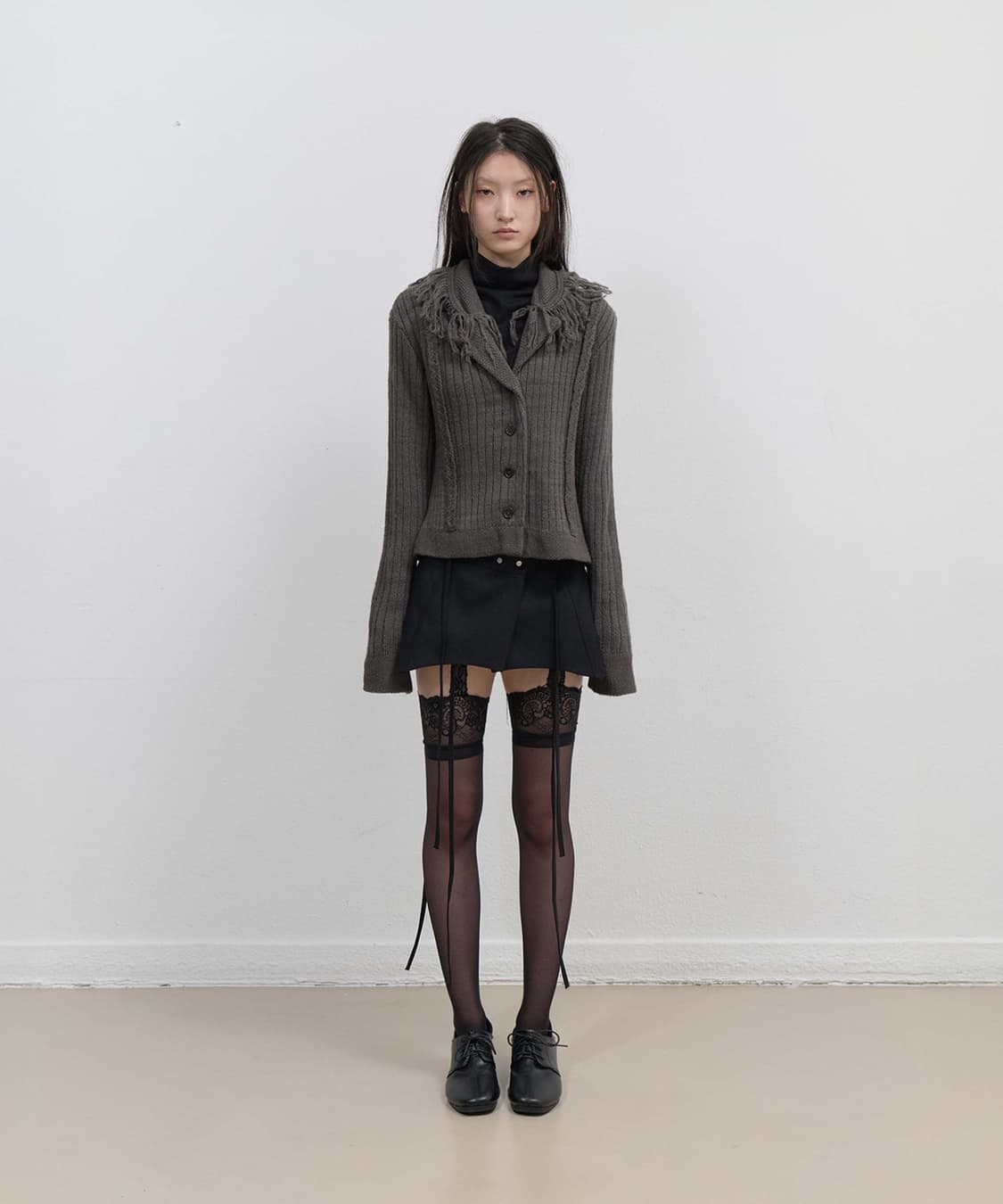 오호스 Tassel Collar Knit Cardigan 상품이미지3