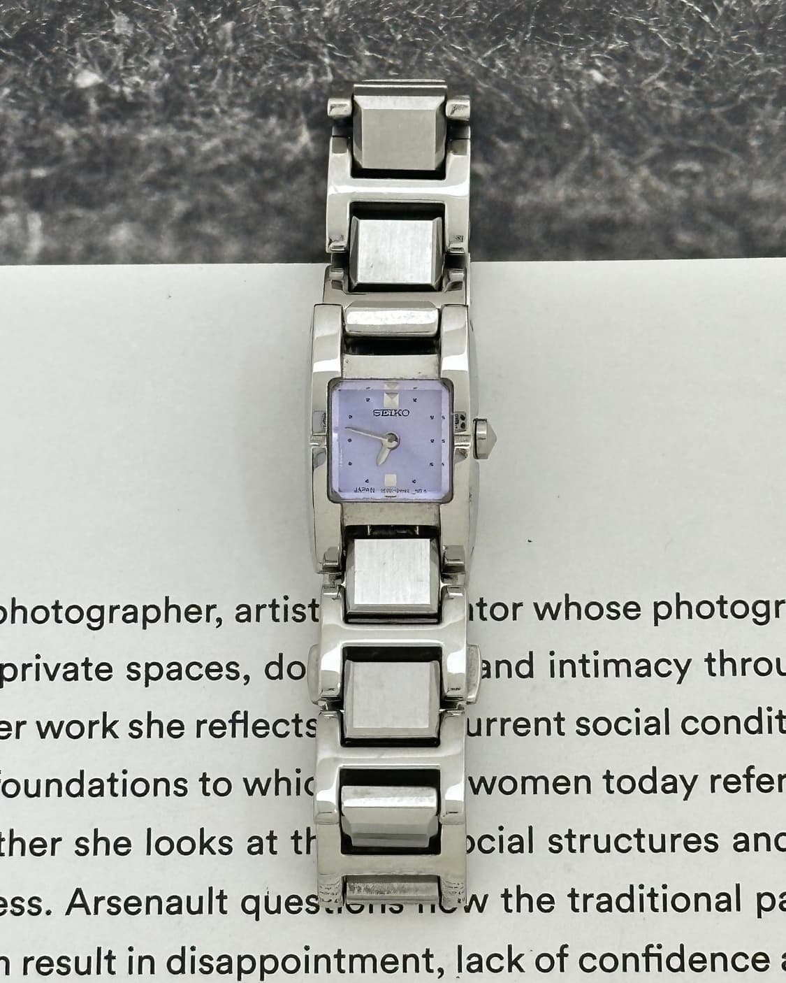 세이코 바이올렛 다이얼 쿼츠 여성 시계 상품이미지5