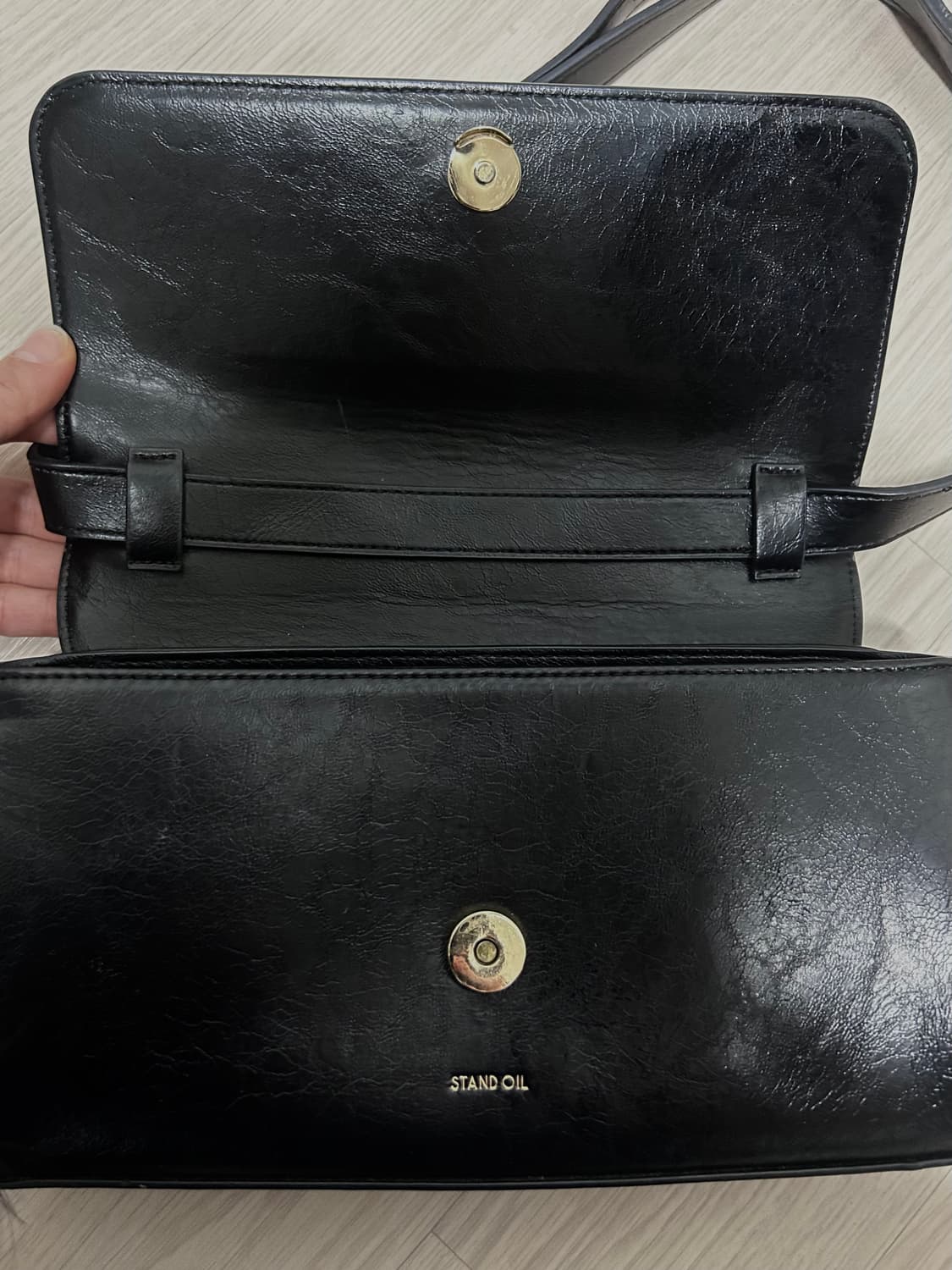 스탠드오일 버터백 클래식 블랙 판매  상품이미지3