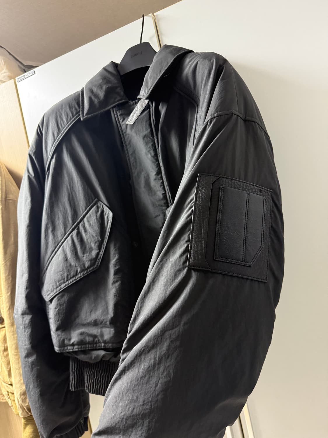 준지 179 나일론 스탠카라 구스다운 숏패딩 상품이미지2