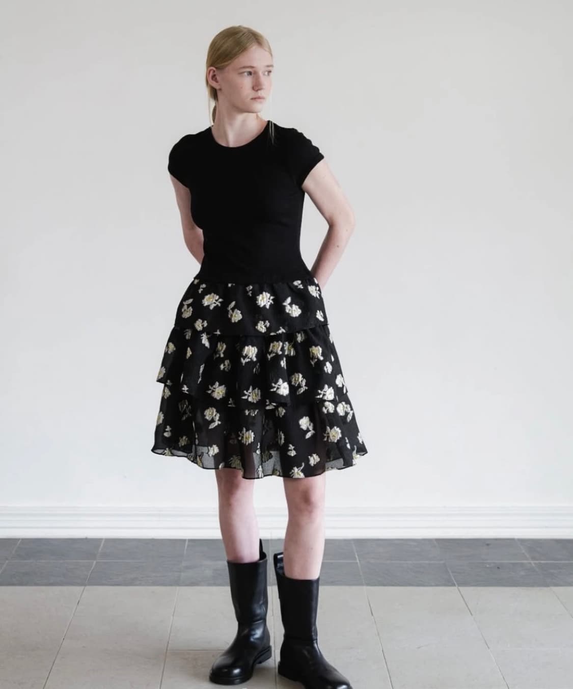 에핑글러 퍼프 탑 블랙 비이커 팝업 한정(m 새상품) 상품이미지1