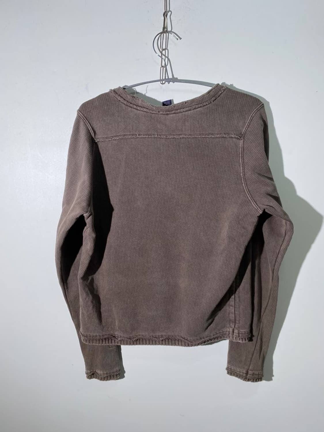 로드러너 워싱 브이넥 티셔츠 상품이미지2