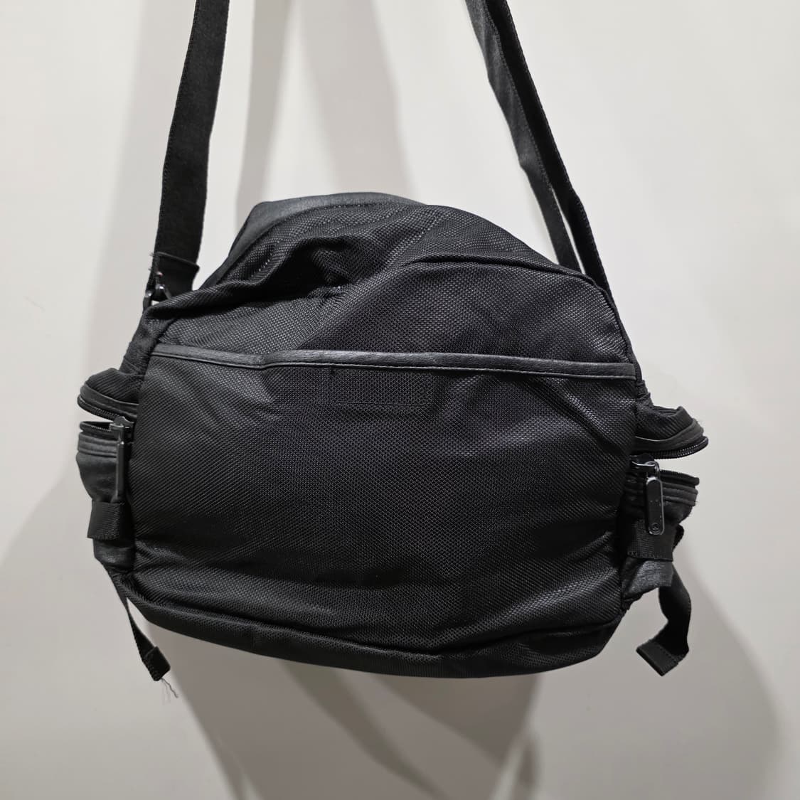 에어워크(AIRWALK) 테크니컬 멀티 포켓 메신저백 상품이미지3