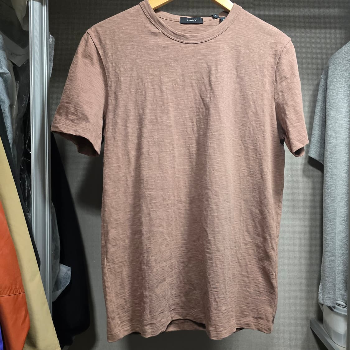 새제품]띠어리 에센셜 코스모스 티셔츠 /딮핑크/s 상품이미지1