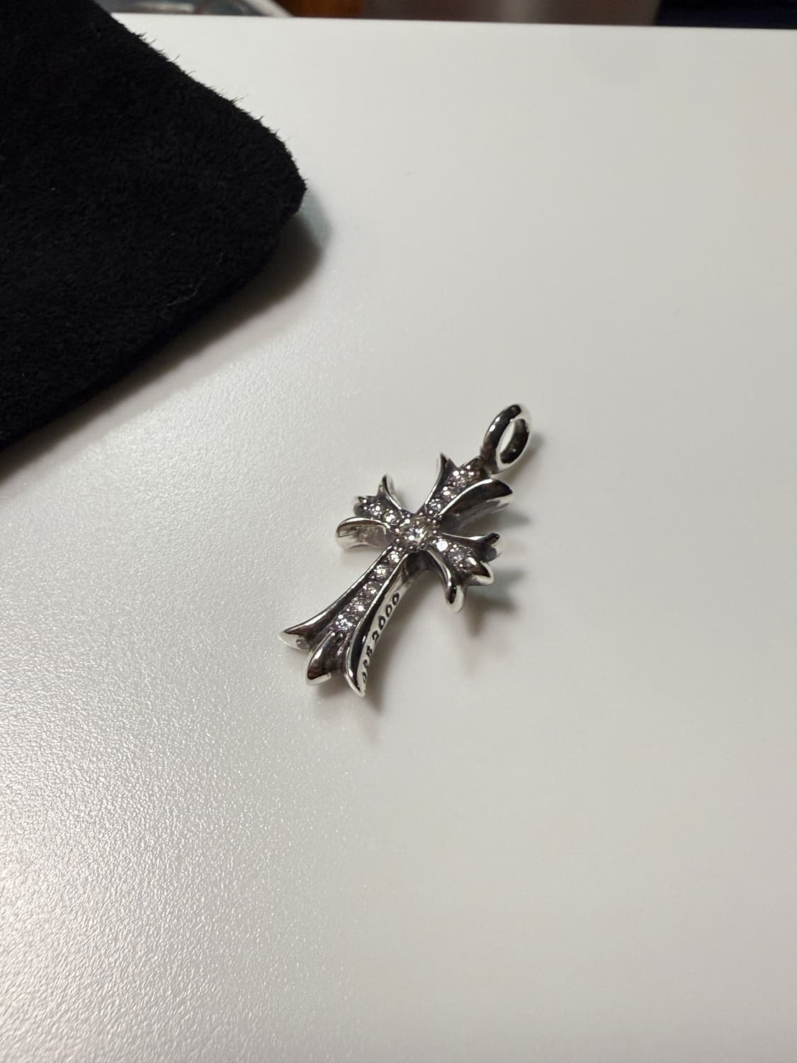 크롬하츠 타이니 크로스 풀파베 상품이미지1