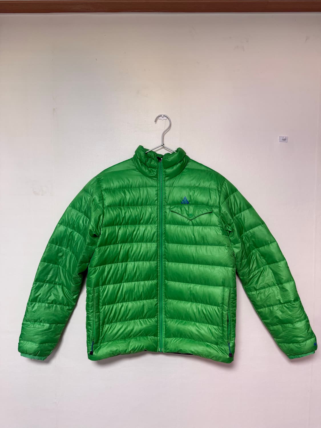 나이키 ACG 빈티지 경량 패딩 상품이미지1