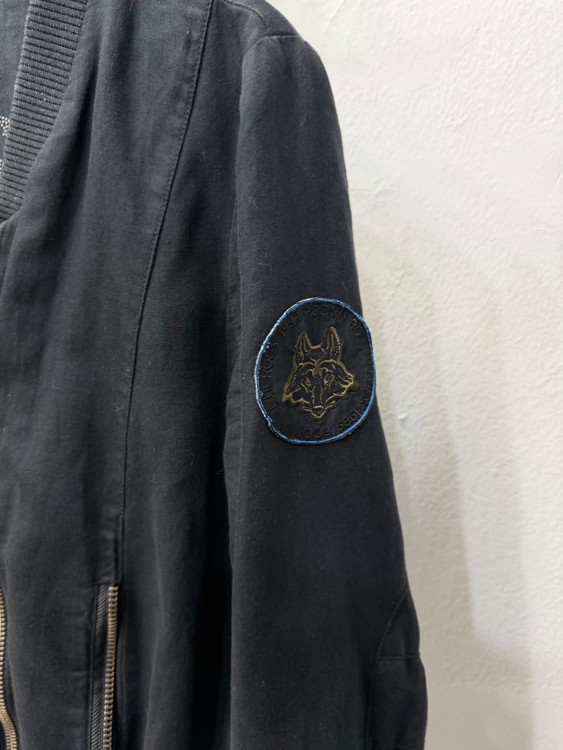 정품) 쟈딕앤볼테르 이중잠금 봄버 자켓 M 상품이미지3