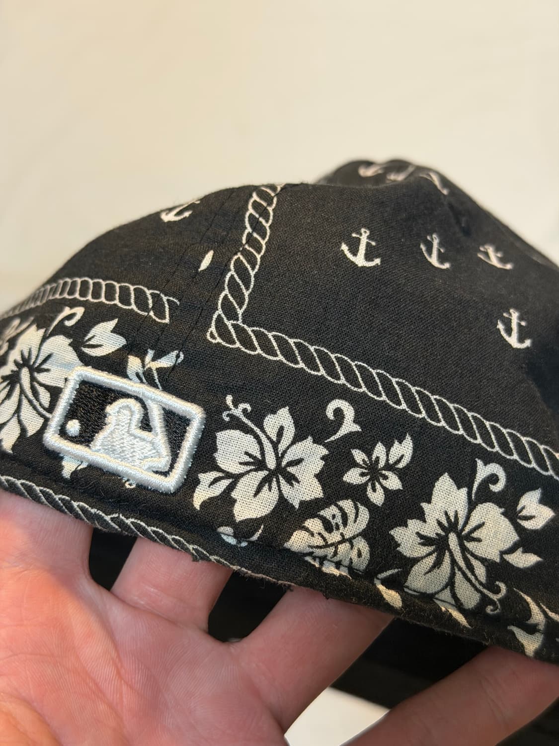 희귀) 뉴에라 양키스 페이즐리 반다나패턴 스냅백 블랙 상품이미지3