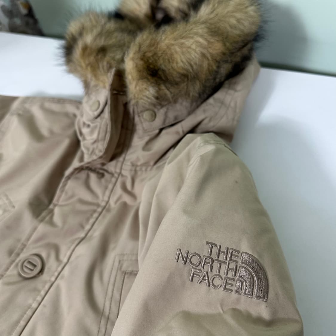 S 95 노스페이스 베이지 후드탈부착 밑단스트링 덕다운 N3B점퍼 상품이미지7