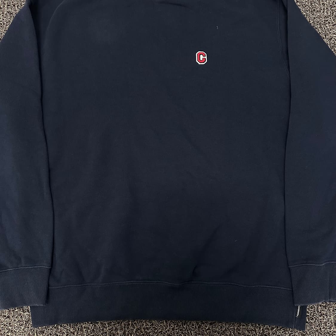 커버낫 C 로고 맨투맨 네이비 L 상품이미지3