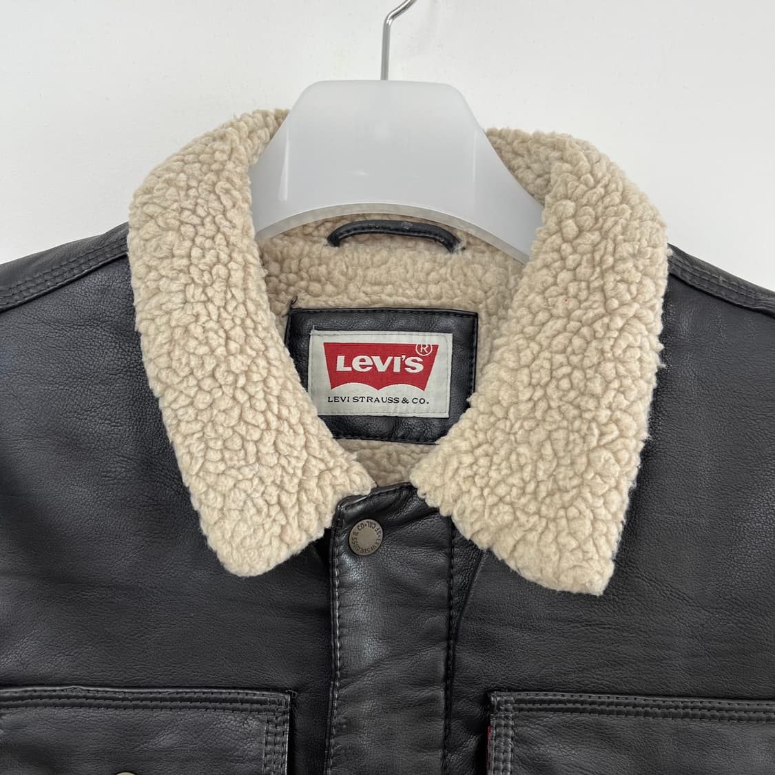 리바이스 가죽 셰르파 레더 양털 트러커 자켓 상품이미지6