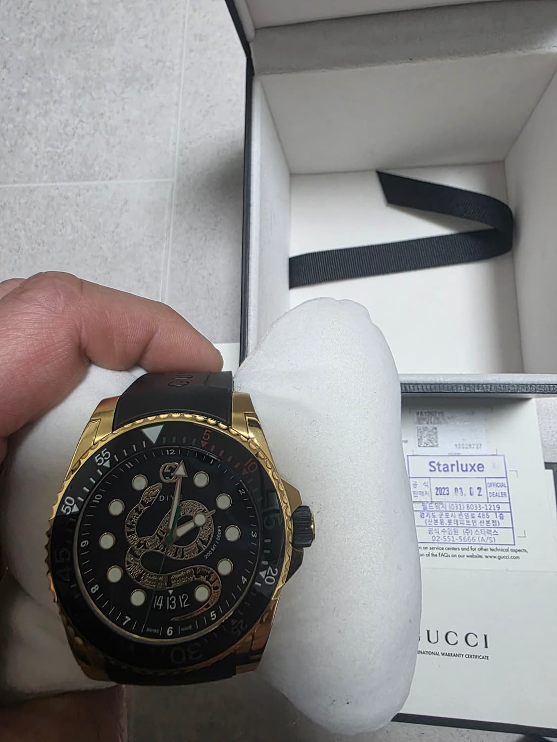 구찌 킹스네이크 다이브시계 보관만했어여 상품이미지1