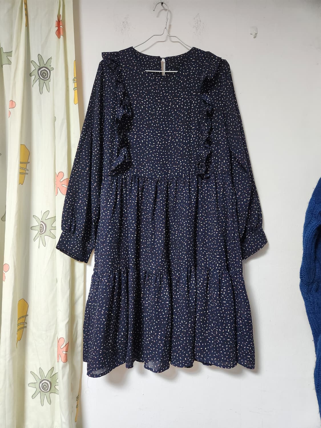 프릴 네이비 잔꽃무늬 원피스 F 상품이미지1