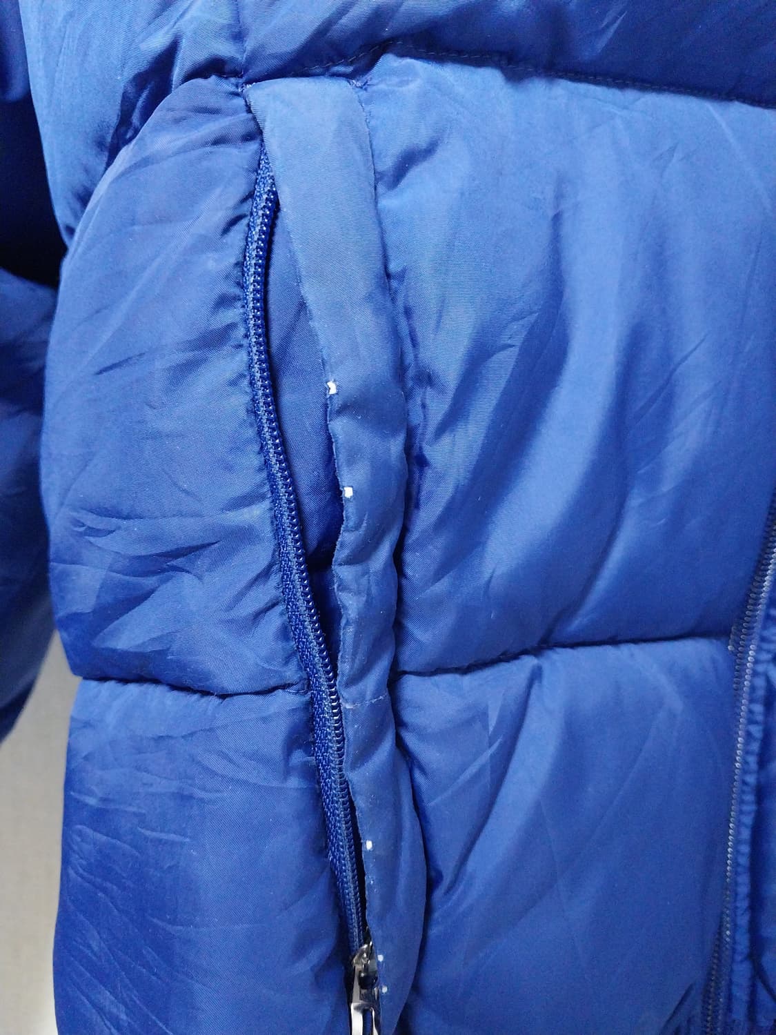 여성 아디다스 민트/블루 숏패딩  상품이미지8