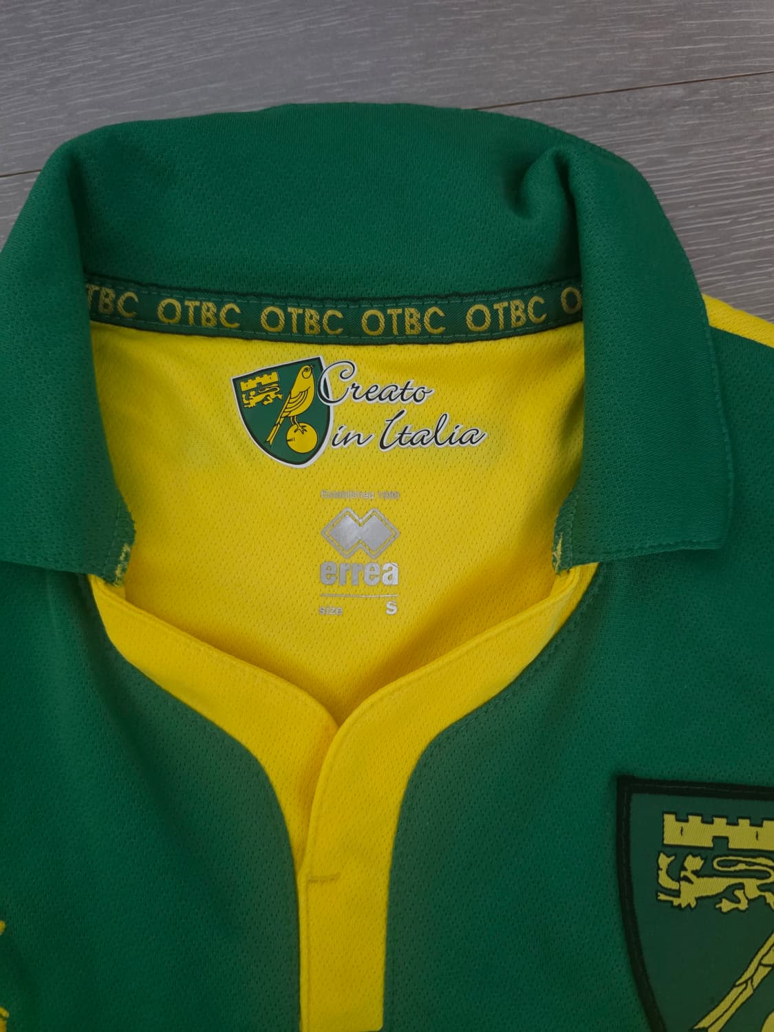 14-15 시즌 노리치 시티 홈 유니폼 해외 S 사이즈 상품이미지2